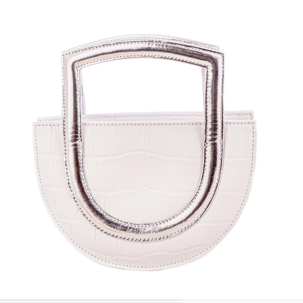 NWOT Aliel White-Silver Sukoon Handbag
